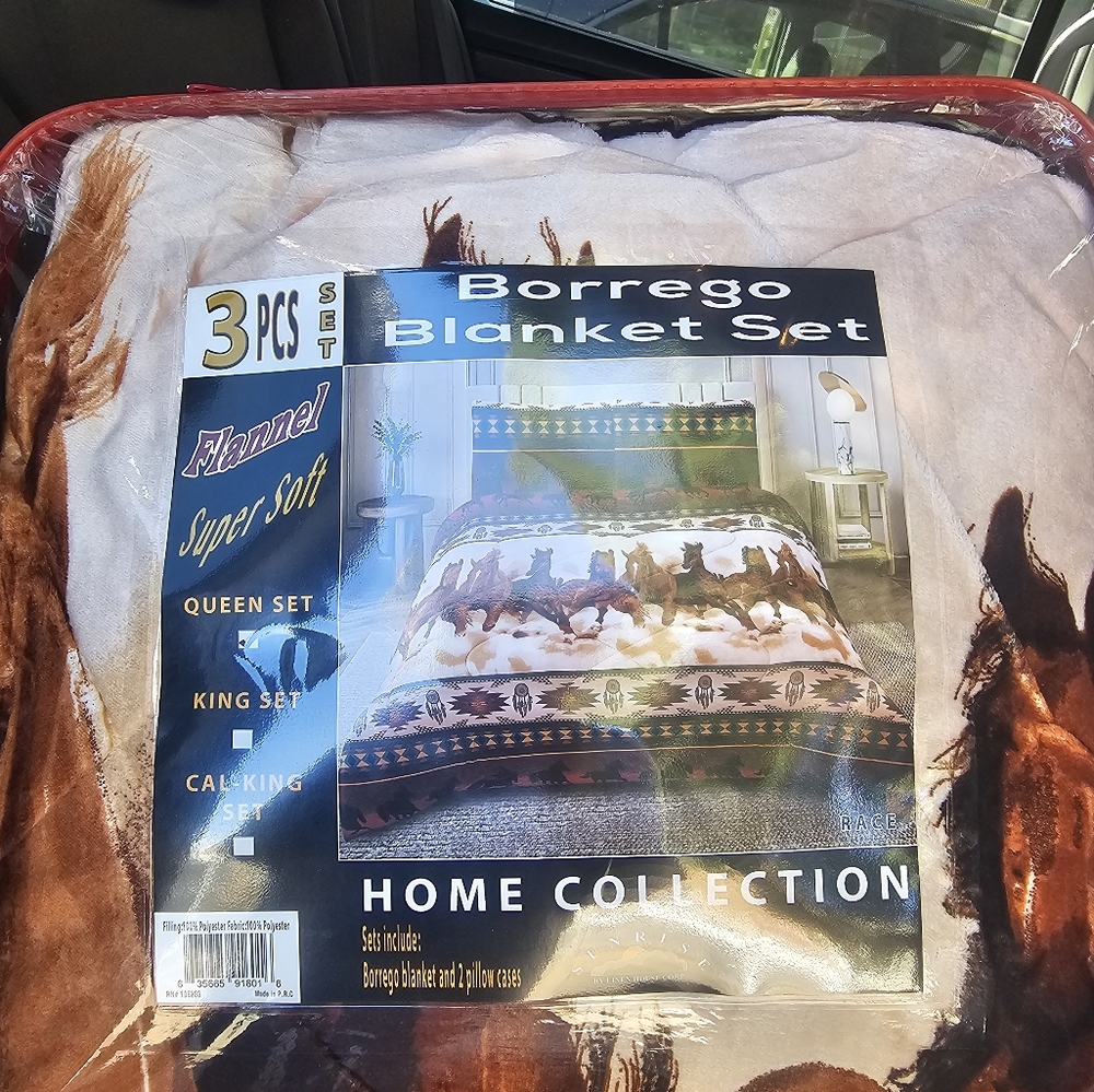 Queen Size borrego 3 piece set